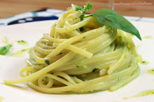 Cargar imagen en el visor de la galería, Linguine al Pesto Genovese
